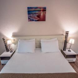 Номер стандарт с 1 двуспальной кроватью