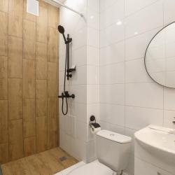 Фото Апартаменты Мира на улице Серафимовича 6