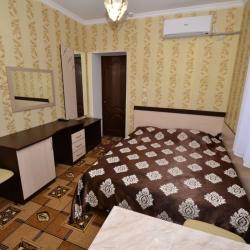 Фото Отель Гостевой дом Лев