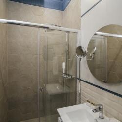 Номер улучшенный с 1 двуспальной кроватью