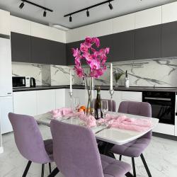 Фото Просторные Апартаменты в центре 55м²