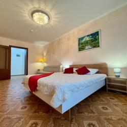 1-комнатные апартаменты улучшенные ул. Магаданская 5