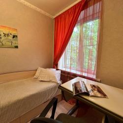 Фото Трехкомнатные апартаменты на проспекте Ленина 1