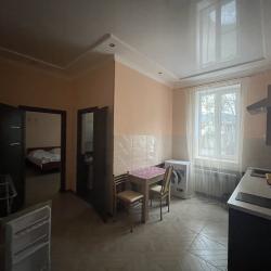 2-местный номер улучшенный полулюкс с 1 двуспальной кроватью