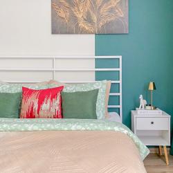 Фото Отель БТВ Апартс на улице Рощинская