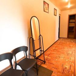 Фото Апартаменты на улице Крупинова 4