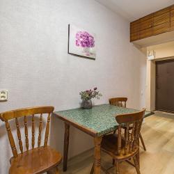 4-местные 2-комнатные апартаменты стандарт с 2 односпальными и 1 двуспальной кроватью