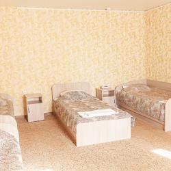 Номер стандарт семейный с 4 односпальными кроватями