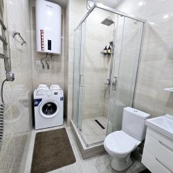 Фото Апартаменты с бассейном во дворе!
