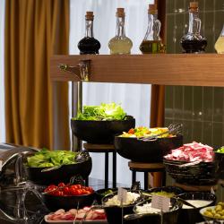 Фото Отель Almaty ()