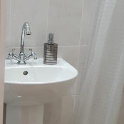 Номер стандарт с 1 односпальной и 1 двуспальной кроватью