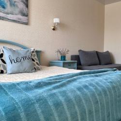 Фото Отель Elhome (ЭльХоум) на улице Пятая просека 95