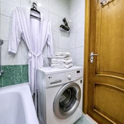 Фото Отель 4 Сезона в микрорайоне Мирный 1/2