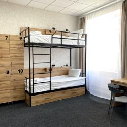 Кровать в 10-местном общем номере