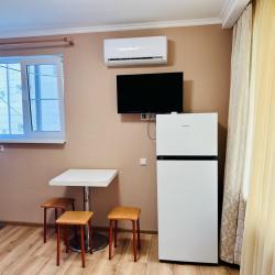 Фото Апартаменты на Крымской ГОСТИ-24