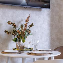 Фото Апартаменты на улице Орджоникидзе 97 корпус 1