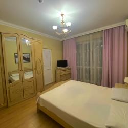 Номер стандарт с 1 двуспальной кроватью и балконом