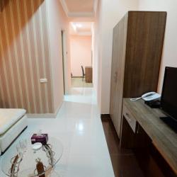 Фото Отель Yerevan Deluxe ( Делюкс)