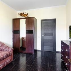 Фото Апартаменты на улице Ялтинская 4к2