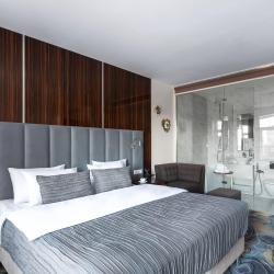 Фото V hotel & Rooftop lounge (В отель)