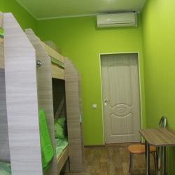 4-местная комната эконом с 2 двухъярусными кроватями (общие удобства)