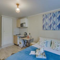 Фото Отель YourHouse (ЙоХаус) в 1-м микрорайоне 76