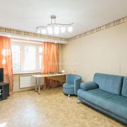 2-комнатные апартаменты стандарт г. Пермь ул.Мира 74 с 1 односпальной и 3 двуспальными кроватями