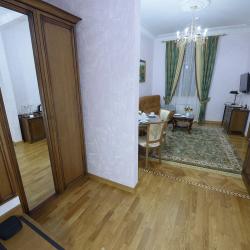 Номер люкс с 2 односпальными кроватями (с завтраком)