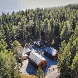 4-местный коттедж премиум