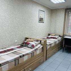 Кровать в 4-местном общем мужском номере