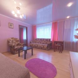 Фото Апартаменты на улице Октябрьская 27