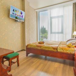 ART HOUSE HOTEL (Арт Хаус) — c4c966c4a8767d8d1dc59418d848c235
