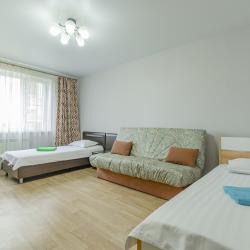 Квартирное бюро Крылья на улице Ивана Франко 7  — c52e89d1f028a4a904b1725b54ba9566