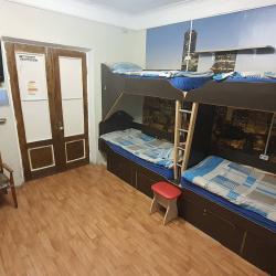 Кровать в 8 местном общем номере (удобства на этаже)