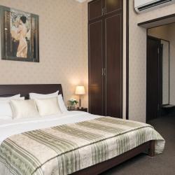 Номер стандарт с 1 двуспальной кроватью