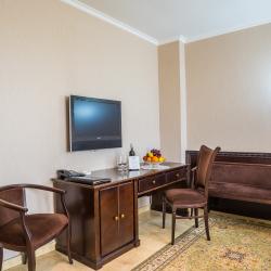фото 2 Royal Petrol Almaty (Роял Петрол)