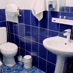 Комната стандарт с 1 двуспальной кроватью и диваном