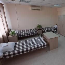 Кровать в 4-местном общем улучшенном номере