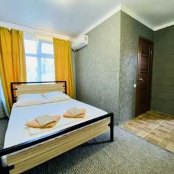 Номер стандарт с 1 двуспальной кроватью