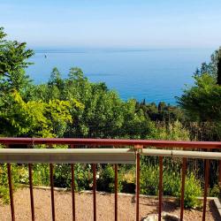 4-местные 2-комнатные апартаменты люкс с террасой