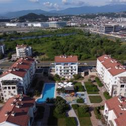 Фото Апартаменты Феникс Де Люкс на улице Парусная 21