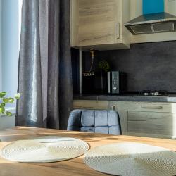 Фото Отель Квартира на улице Деловая 22