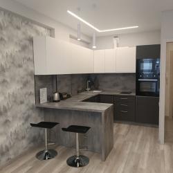 Фото Уютные апартаменты на улице Академика Королёва 20Г