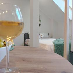 Фото Апартаменты на улице Овражная 52