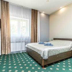 Фото Отель Клён