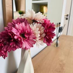 Номер повышенной комфортности с 1 двуспальной кроватью #8