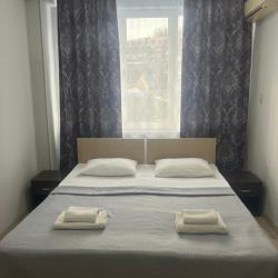 Номер стандарт с 1 двуспальной кроватью
