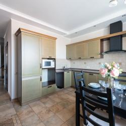 Фото Отель Домашняя на Газовиков 45