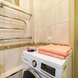 Фото Апартаменты на улице Ореховая 9