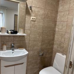 Номер стандарт с 1 двуспальной кроватью